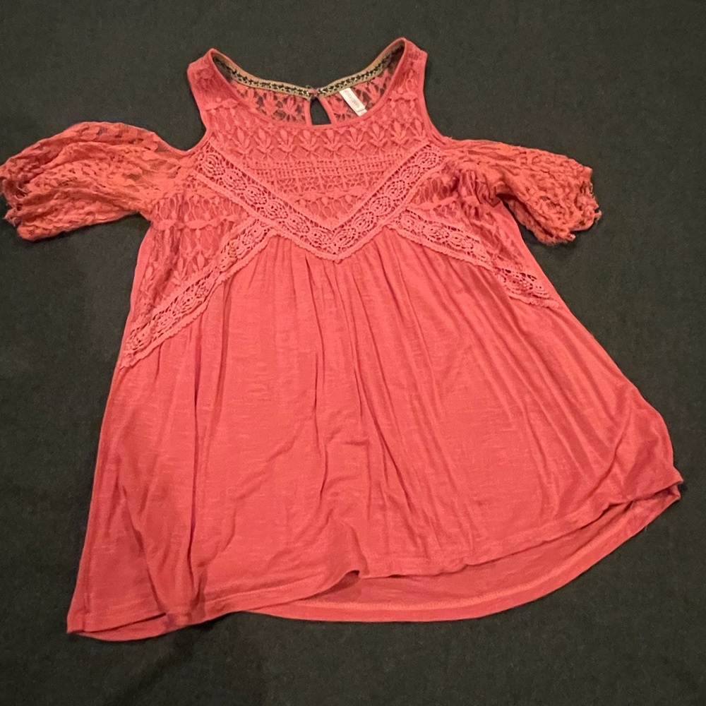 Cold shoulder shirt